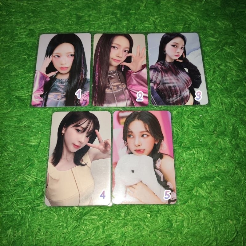 Photocard Official Aespa Karina