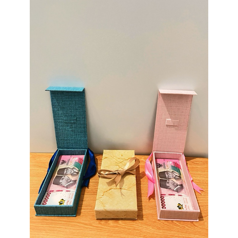 Gift box Money (40-100lembar) • Hadiah Ulang tahun • Anniversary • Wisuda • Valentine • Buket Bunga 