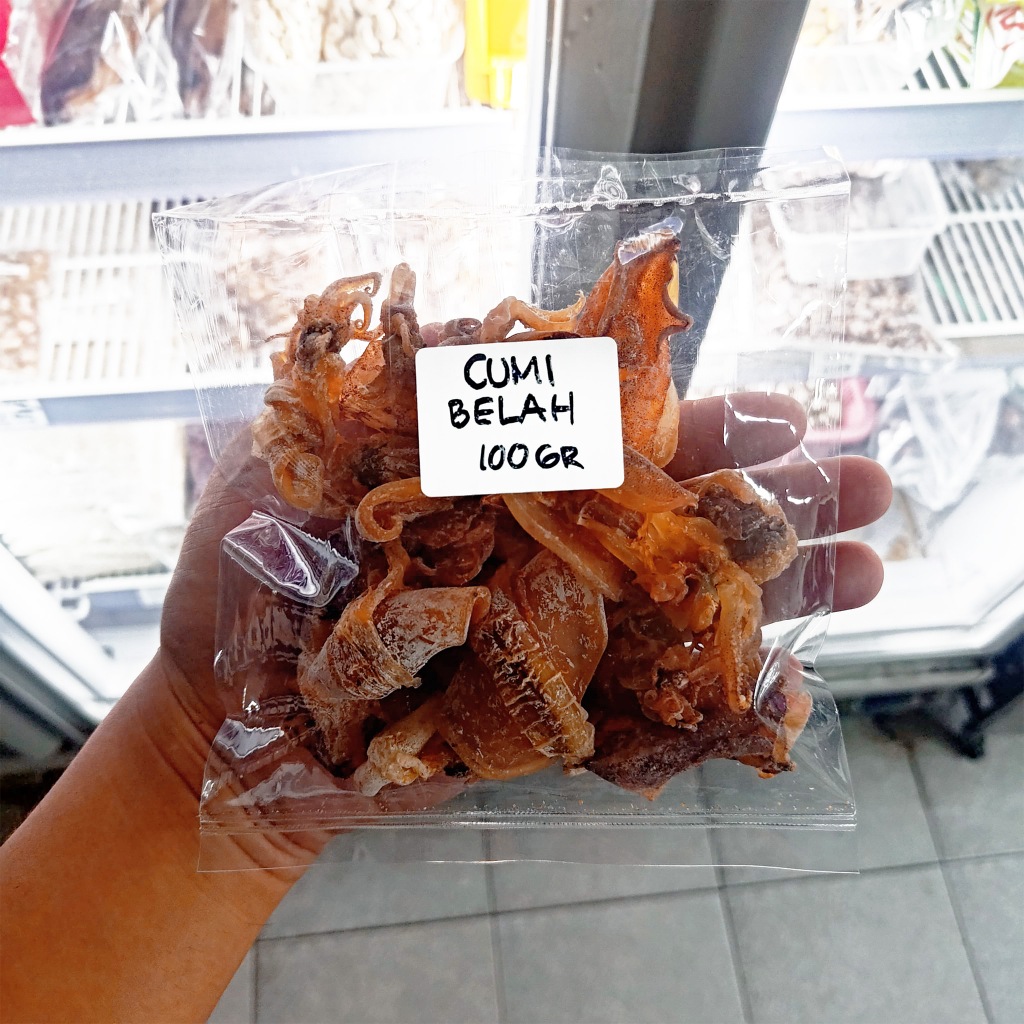 

Cumi Asin Belah 100 gr / Sotong Asin Belah / Ikan Asin Cumi Belah Pontianak Kalimantan