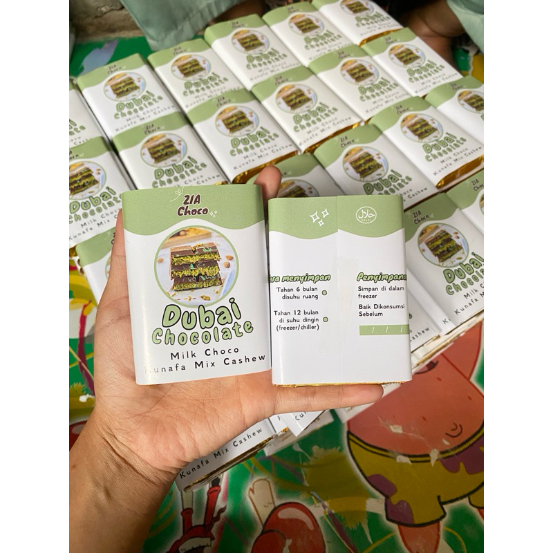 

COKLAT DUBAI SEDANG [ 85gram ] KUNAFA HOMEMADE !!! by;ziachoco