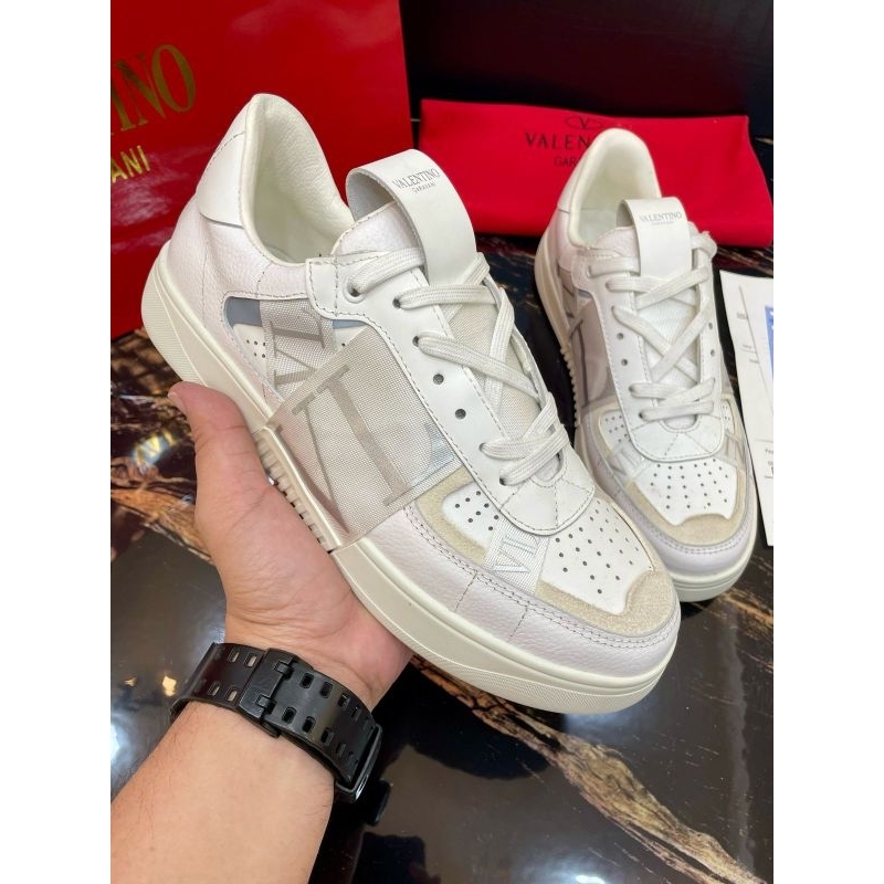 Sneaker pria casual branded V putih #VLTN-03 mirror quality