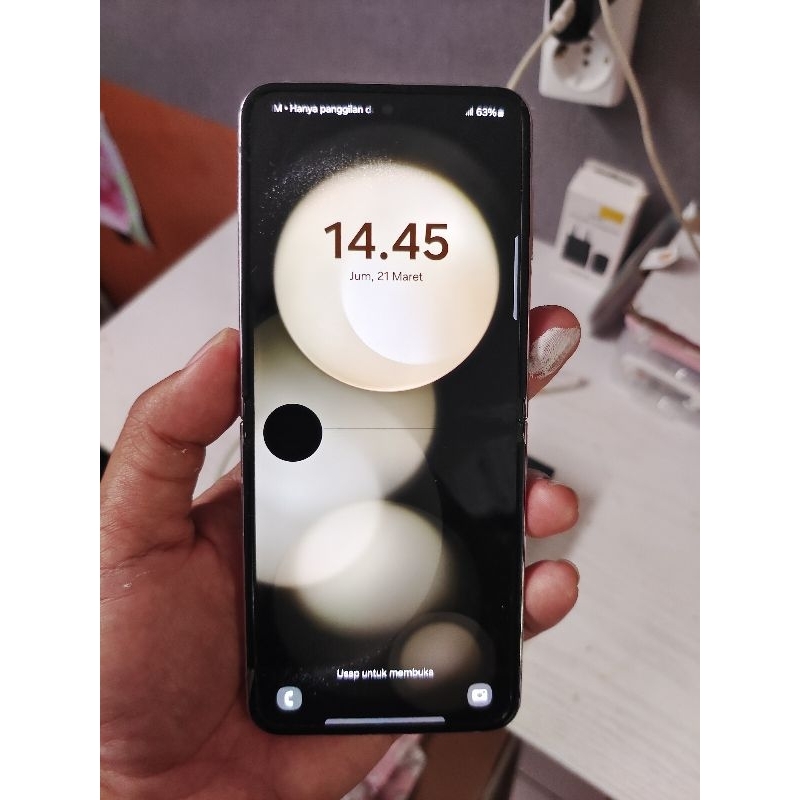 Samsung Z flip 5 sein minus lcd