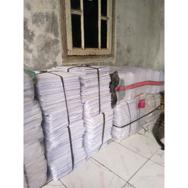 

kertas bekas HVS ukuran A4 (1 kg)