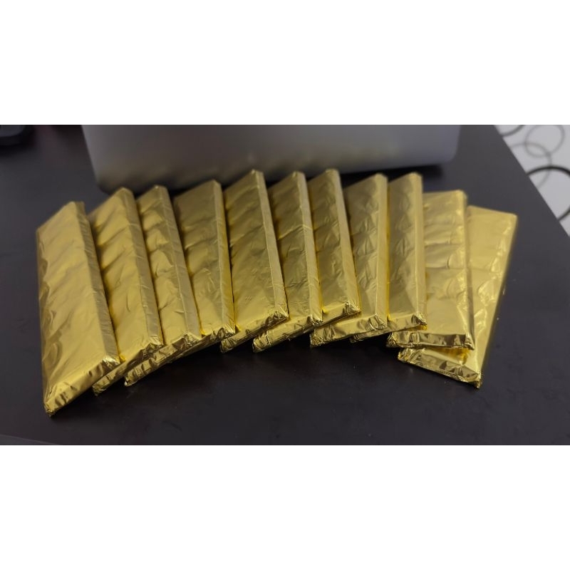 

coklat repack murah, almond merek ternama 58gram expired masih lama aman.