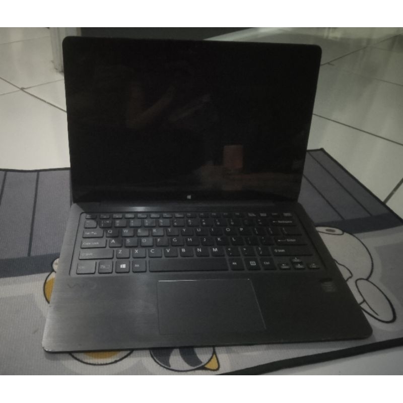Laptop SONY VAIO FLIP SVF13NA1UW Core i5