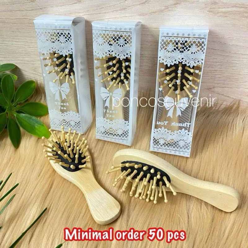 Sisir kayu souvenir pernikahan