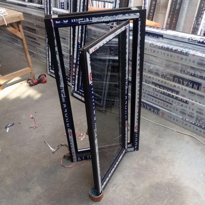 JENDELA ALUMINIUM CASEMENT L40xT150  FREE PACKING KAYU