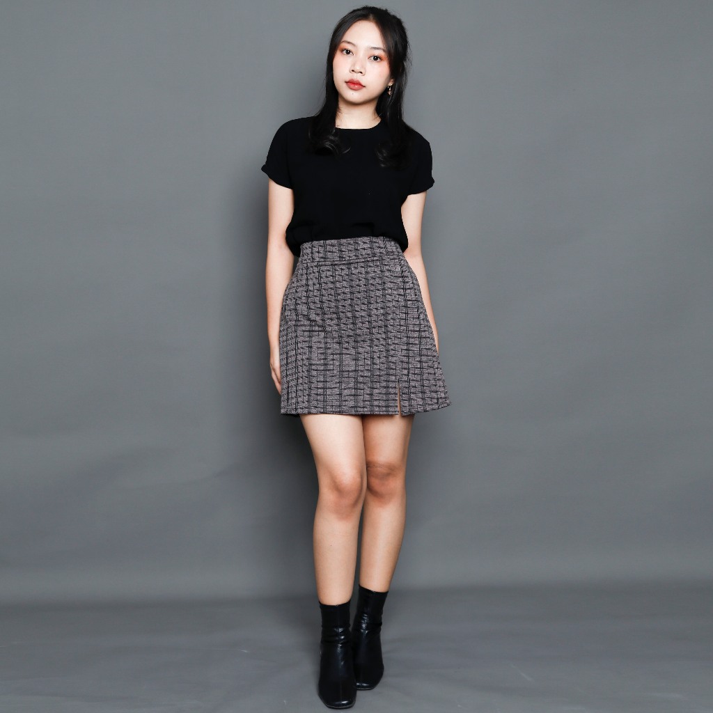 PALING DICARI Mini Skirt A-Line Rok Celana Model A-Line Bahan Katun Twill by KNARA