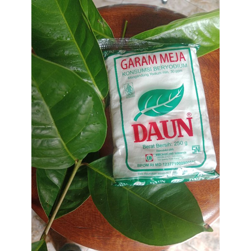 

garam daun + daun salam 50 lembar