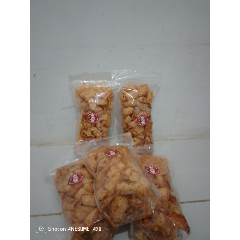 

makaroni mekar 50g pedas daun jeruk