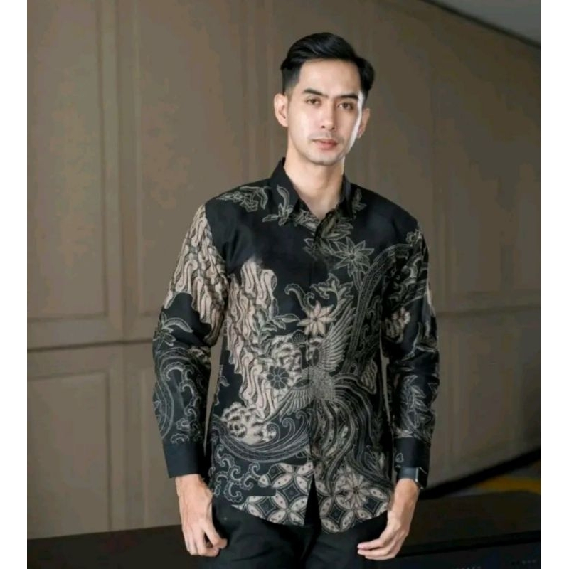 Batik Solo Trendy Kemeja Batik Pria Lengan Panjang Slimfit Motif Solo Trendy Hitam Bahan Katun Furin