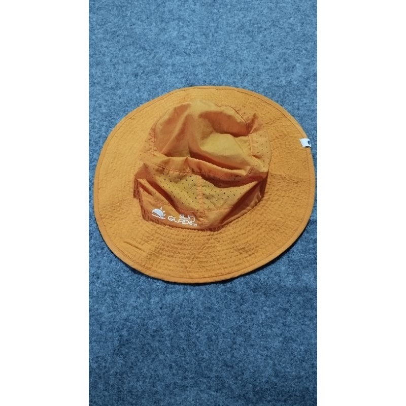 TOPI GUNUNG ANAK