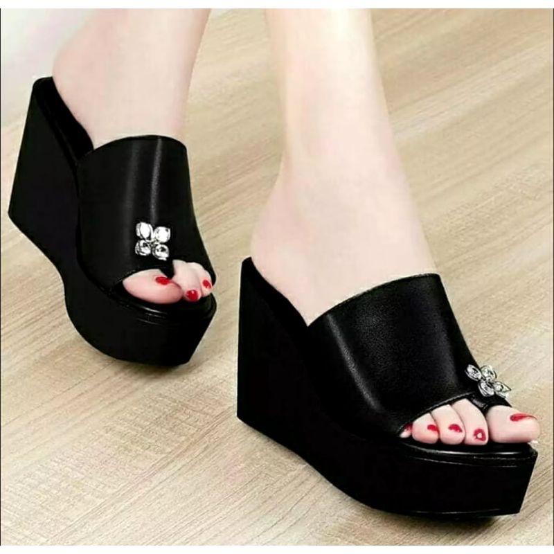 SENDAL PESTA WEGDJES /SENDAL IBU-IBU/SEPATU SLOP TERBARU WANITA'Widges'termurah-amu23