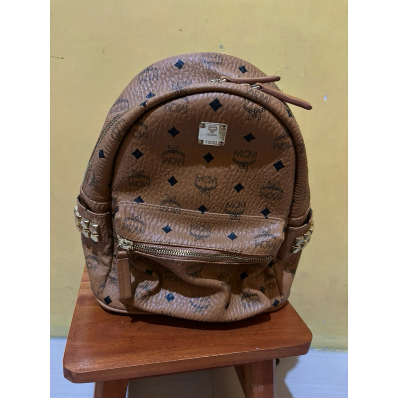 Tas Wanita merk MCM