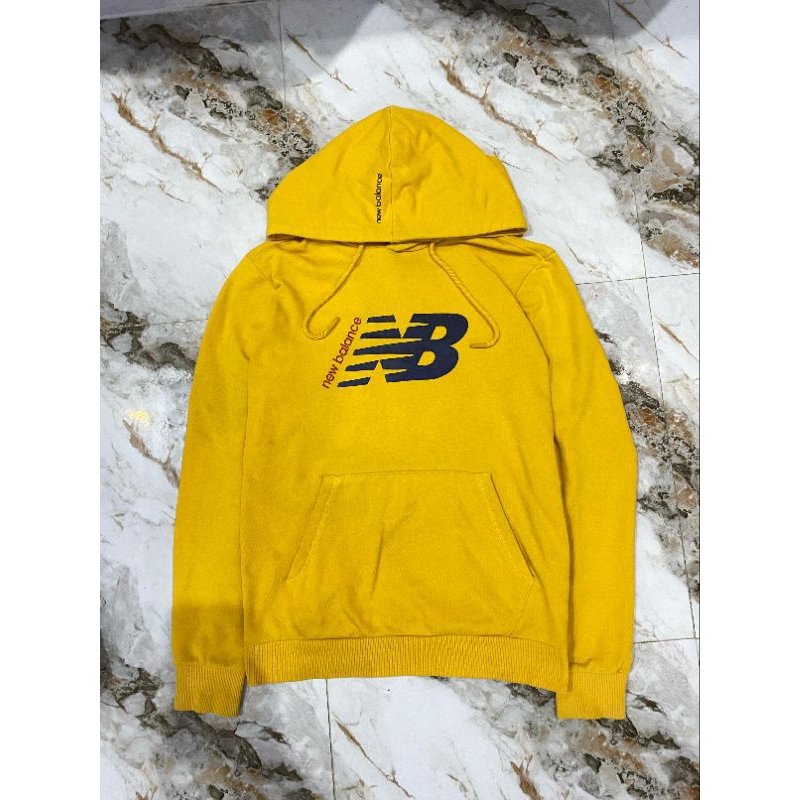 nb hoddie