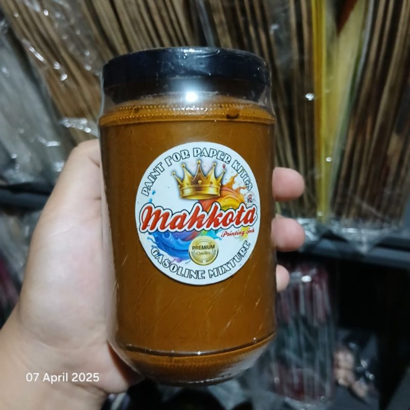 

Cat Layangan kemasan Botol Kaca