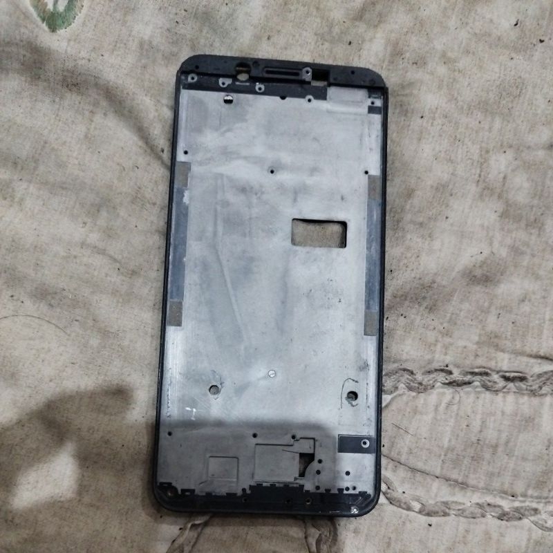 FRAME TATAKAN DUDUKAN TULANGAN LCD OPPO A83 MINUS CUIL ORIGINAL COPOTAN
