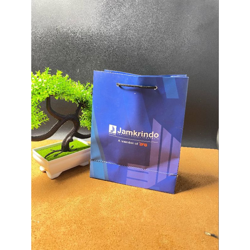 

CUSTOM PAPERBAG LAMINATING DOFF