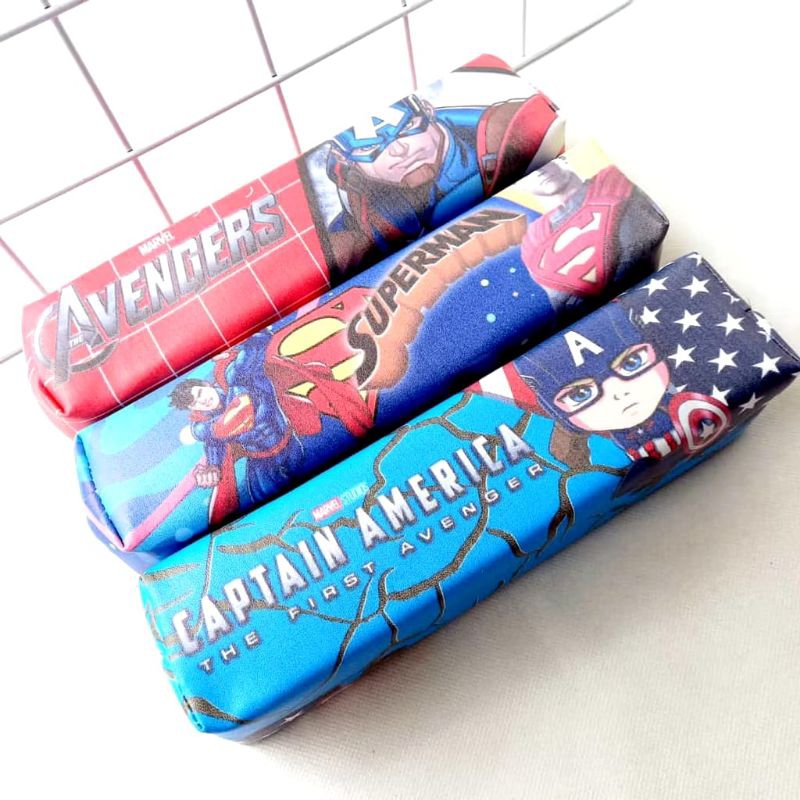 

Kotak Pensil Karakter Tempat Pensil Zipper Motif Superhero