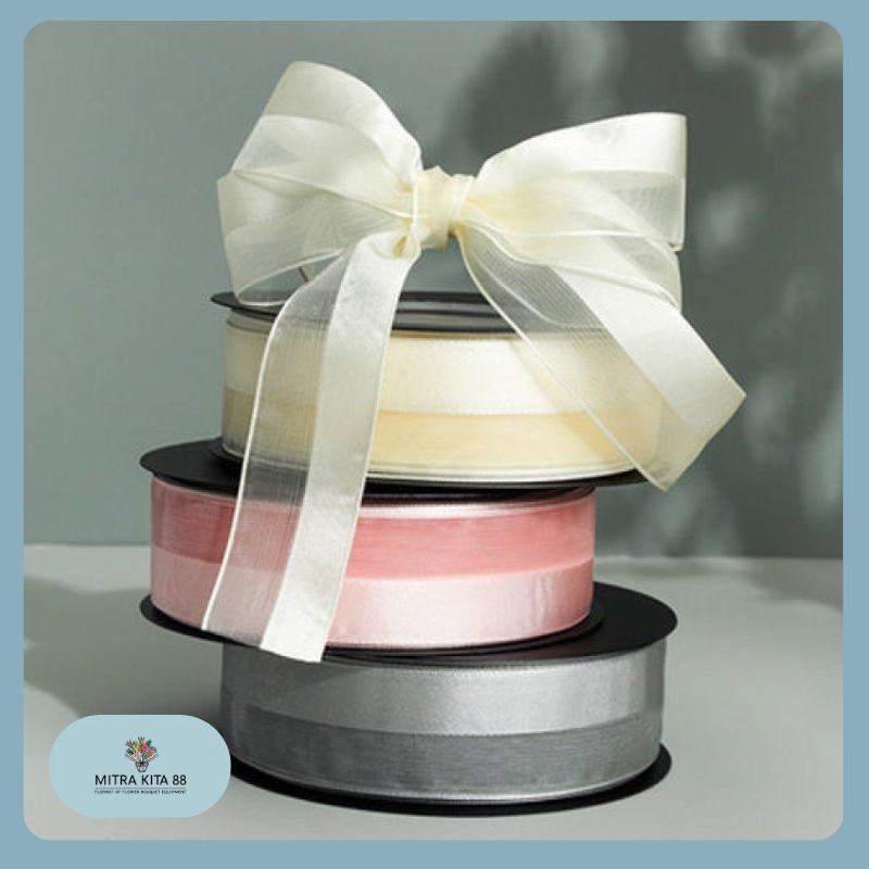 

Pita Kado Roll Motif Transparan Modern Pita Satin Motif Buket 2.5 CM Bouquet Bunga Dekorasi PT06