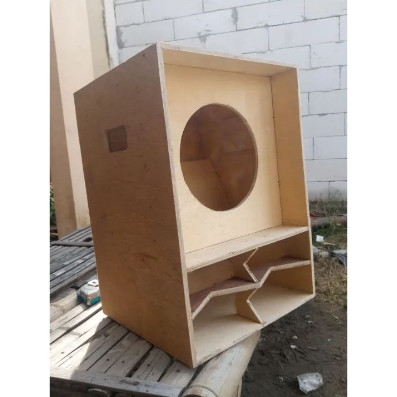 Box speaker 6 inchi dan 8 inchi cbs fusion
