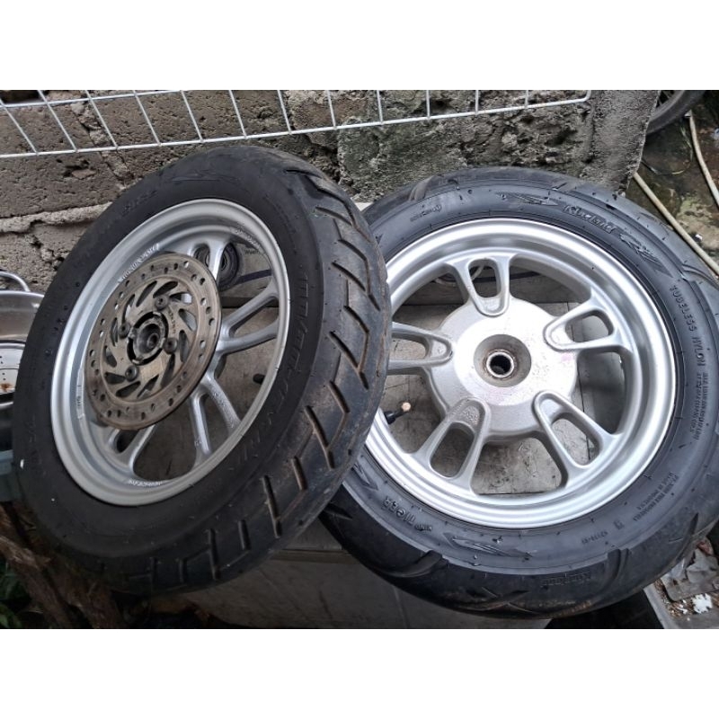 Velg scoopy New ring 12 bisa beat genio spacy vario 110 dengan penyesuaian pelek racing palang origi
