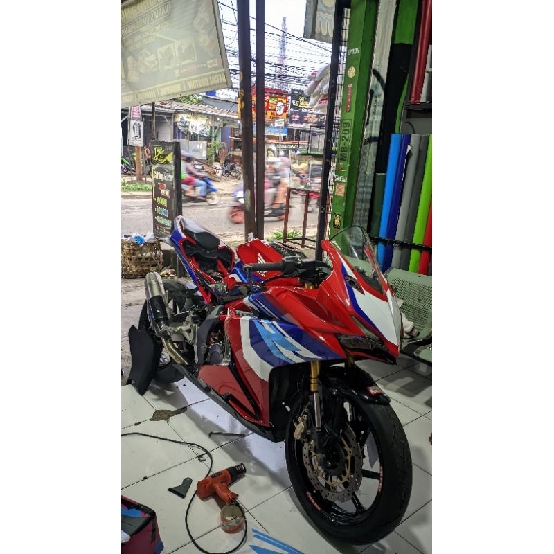 Striping CBR250RR TRICOLOR