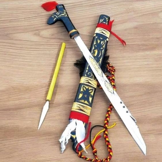 SaovenierMandau Dayak bilah tameng 65 cm