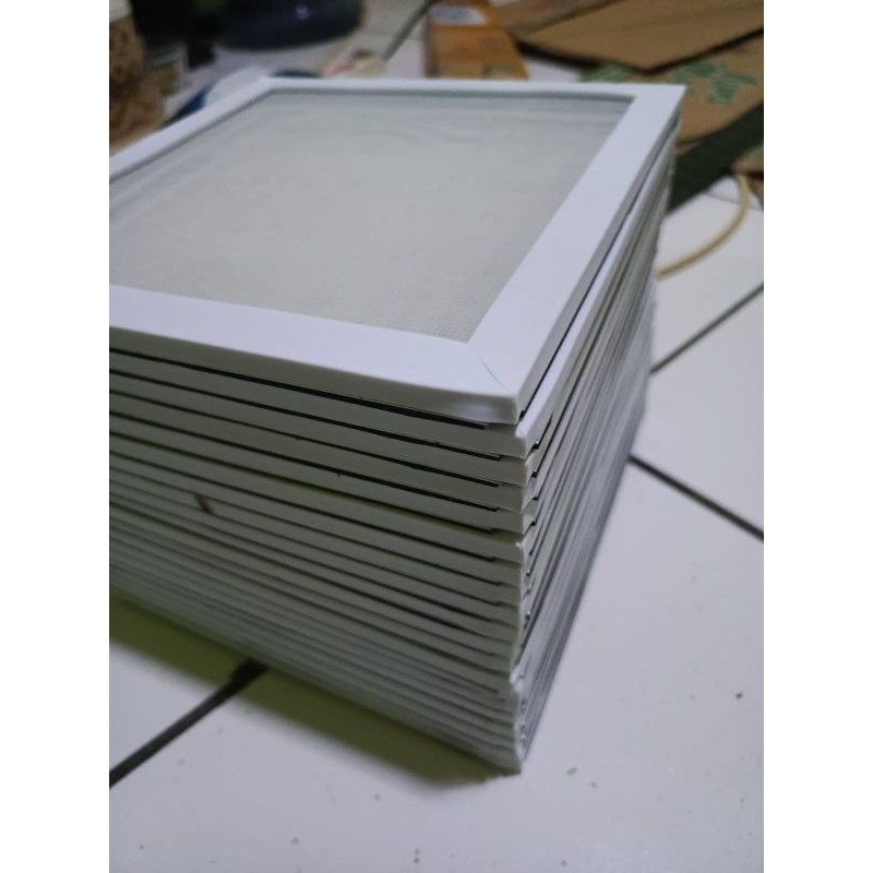 kawat nyamuk atau jaring nyamuk