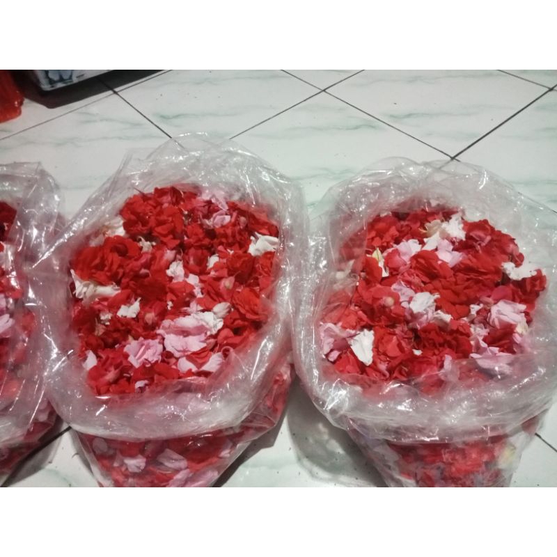 Bunga piyong/bunga pacar 500 gram satu kantong gratis 1 air mawar