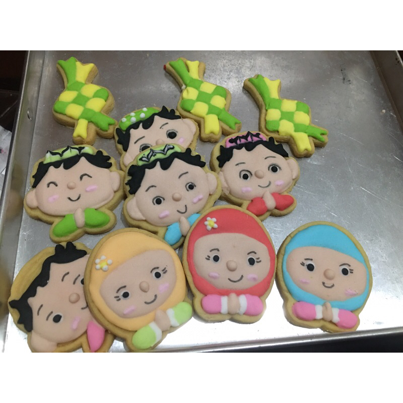 

cookies karakter Muslim boy,girl&ketupat edisi ramadhan