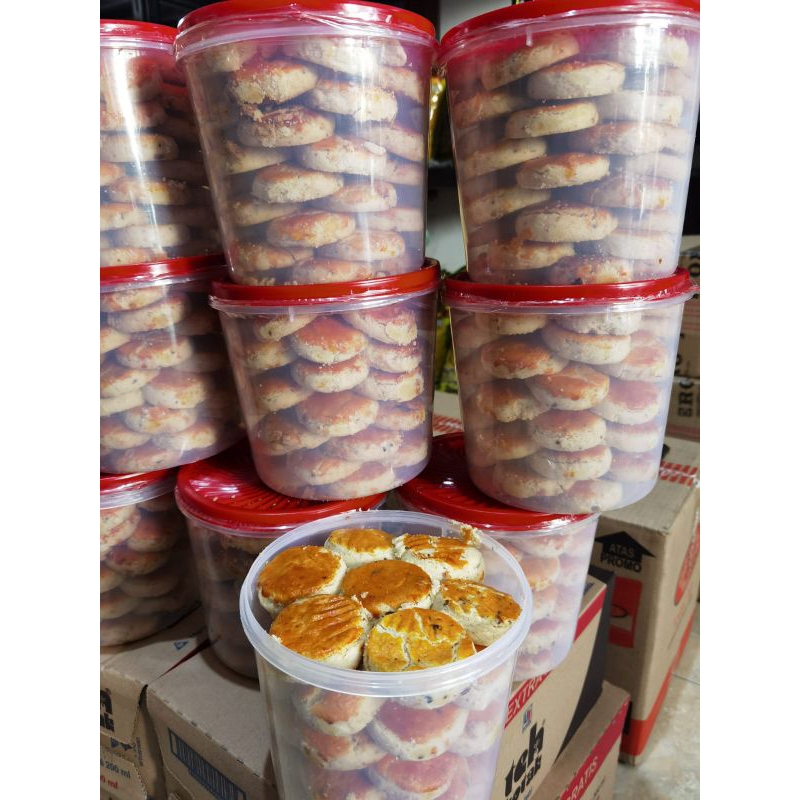 

kue kacang jember ori