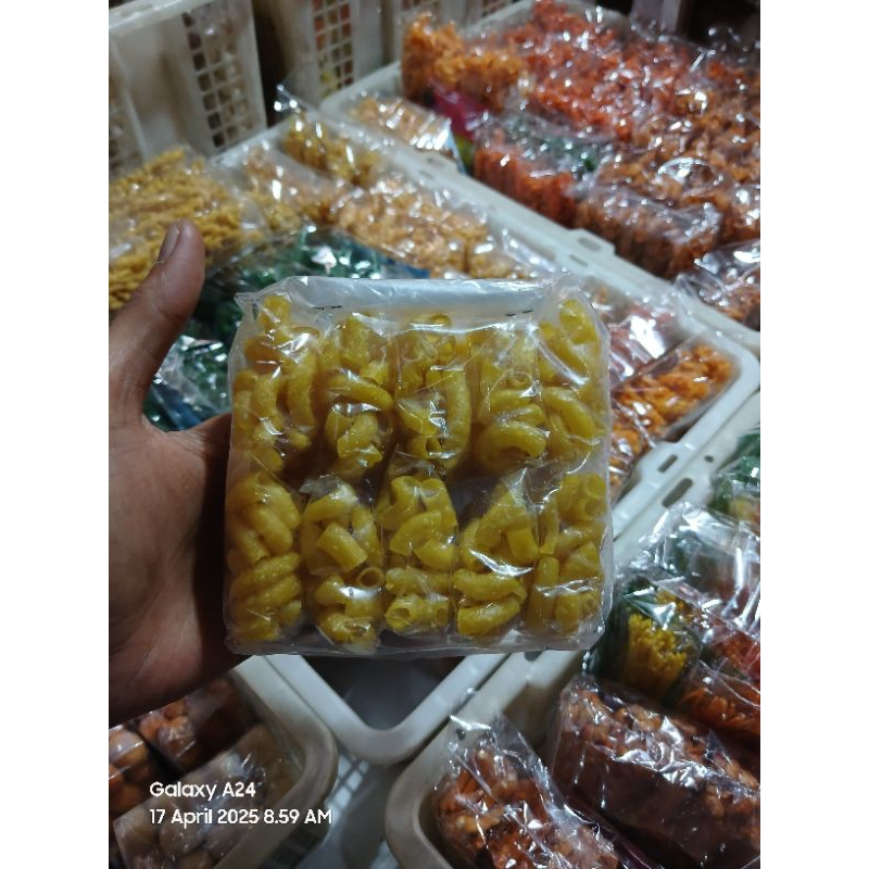 

MAKARONI ANNISA JAYA 500 ASIN / PEDAS / 1 PACK 10 PCS