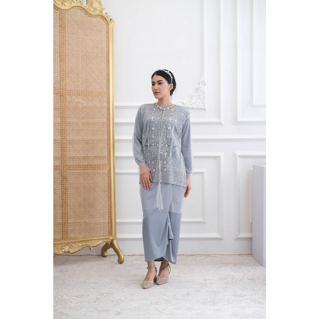 Kaia Baju Engagement Graduation Dress Silk Premium Luxury Elegan Hijab