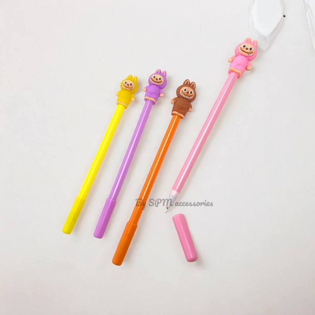

Pulpen Gel Lucu Karakter Labubu dan Sanrio 2 Pcs - Spm Accesories Wanita