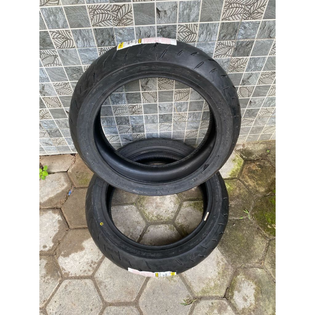 Ban Dunlop Sportmax GPR 300 ring 17 Ukur 160/60 Tubeless