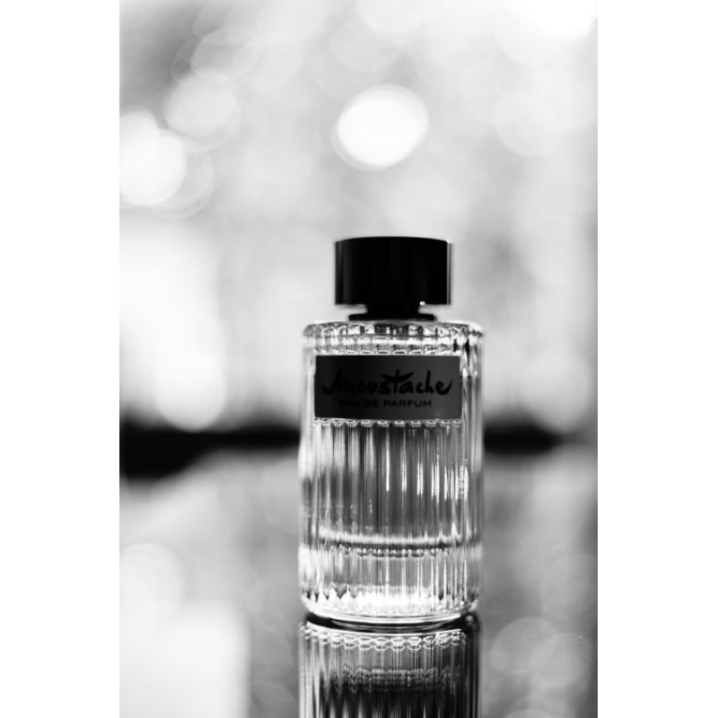 Decant Rochas Moustache