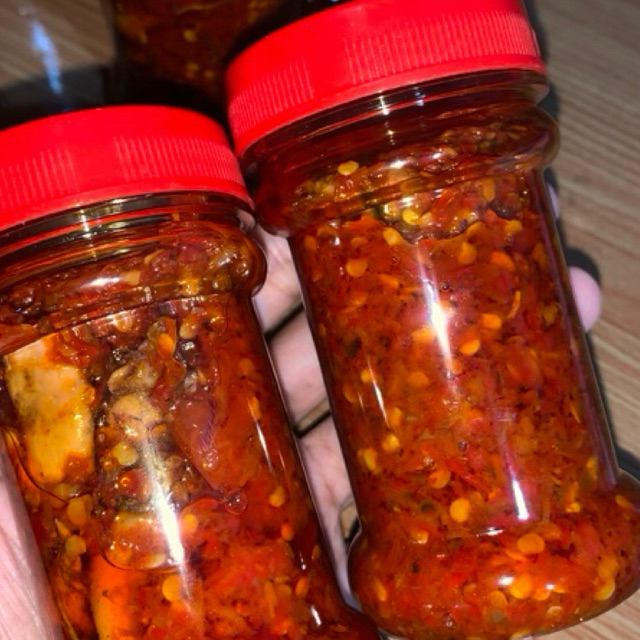 

2pcs sambel baby cumi asin