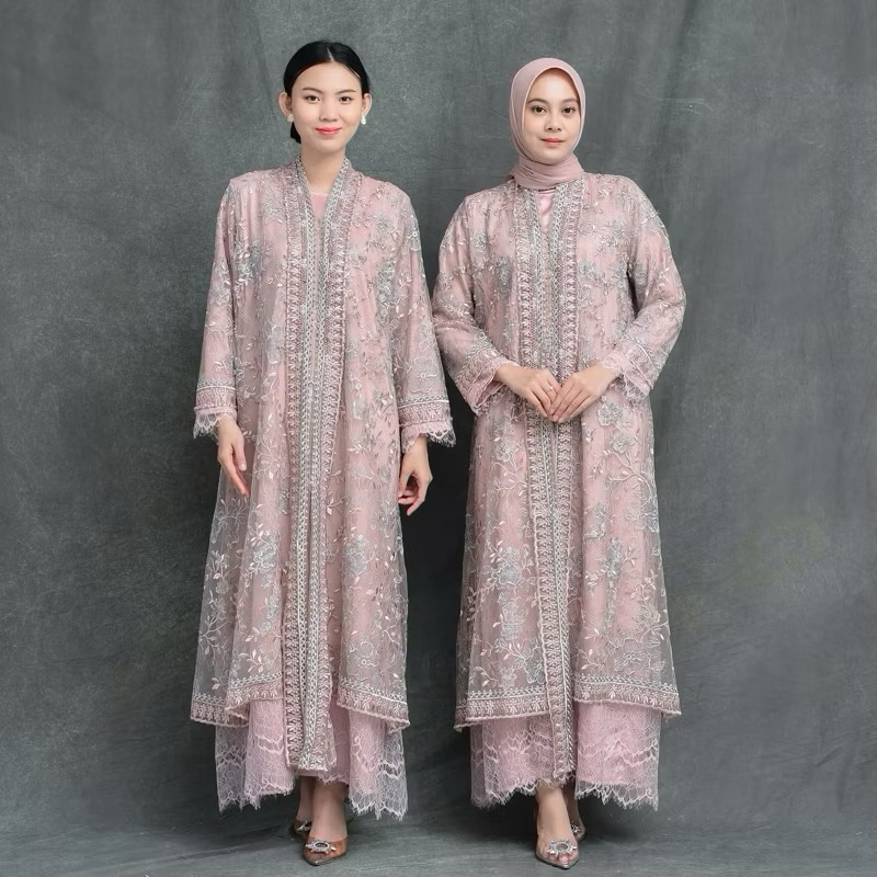 Sewa kina Atelier / Kina Atelier / Sewa Luxxe Studio / Sewa Kebaya wisuda / Sewa Dress