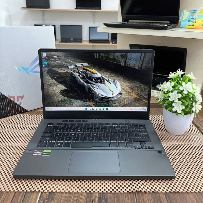 Asus ROG Zephyrus G14 Ryzen 5-4600hs GTX 1650Ti ram 8Gb SSD 512Gb