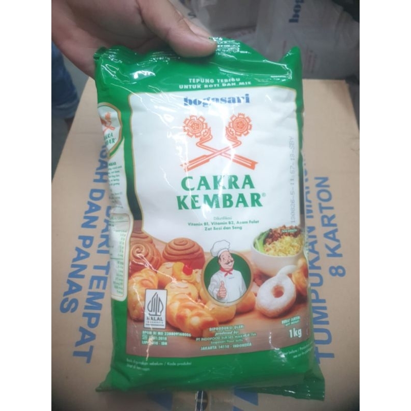 

tepung BOGASARI CAKRA KEMBAR PREMIUM kemasan 1kg