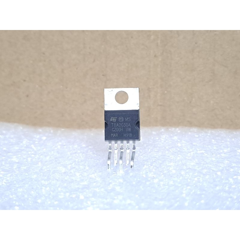 Ic Power Mini Amplifier Tda 2030 BTL 14 watt .