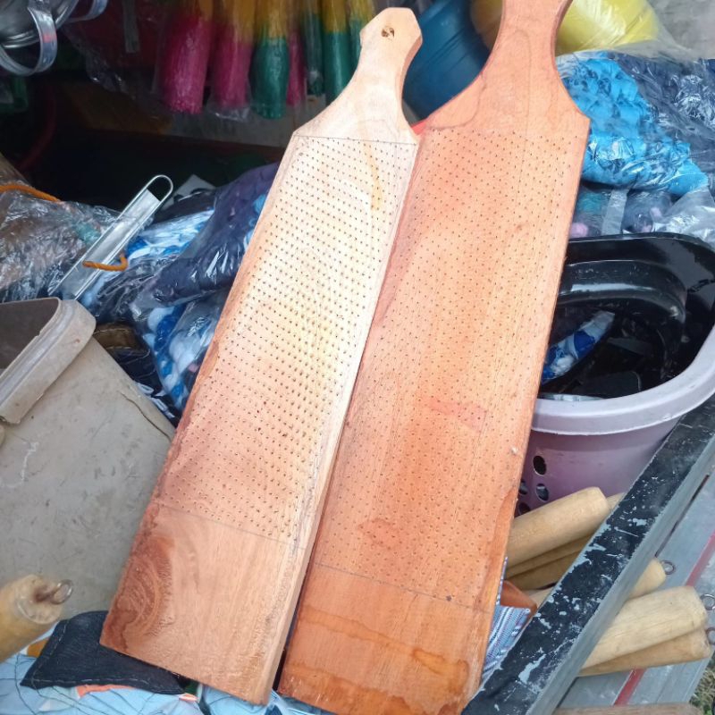 PARUT KELAPA MANUAL KAYU