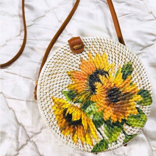 SLING BAG & CREWNECK NIKE’ PRELOVED