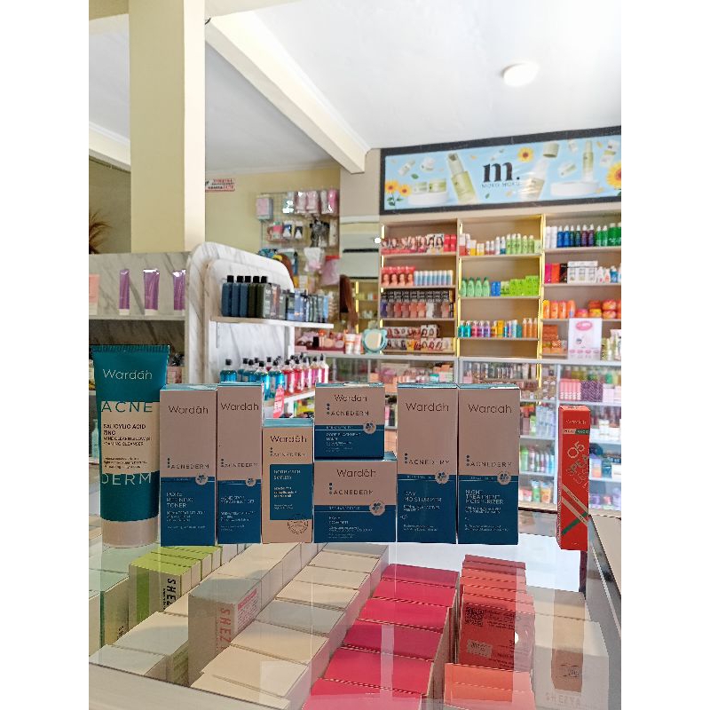 Paket Wardah Acnederm Series Complete {8in1}+ FREE wardah exclusive lipcream (05 speechless)