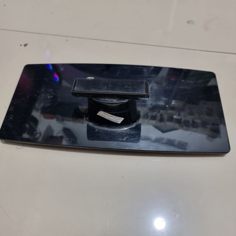Kaki TV LCD Samsung 43 inch cabutan dari tv Samsung 43 inch tipe UA43J5100AK  original kokoh