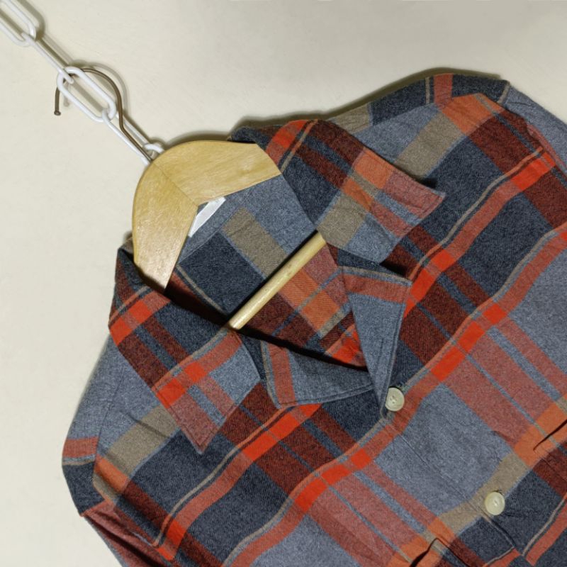 [Outer GU] Kemeja Flannel Luaran Global Uniqlo Open Collar Long Sleeve Shirt  Garis Hitam Oren Size 