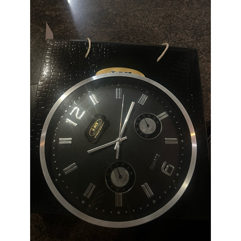 jam dinding bca prioritas