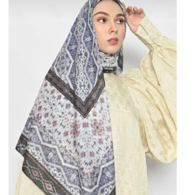 preloved hijab Dian Pelangi Studio DP studio