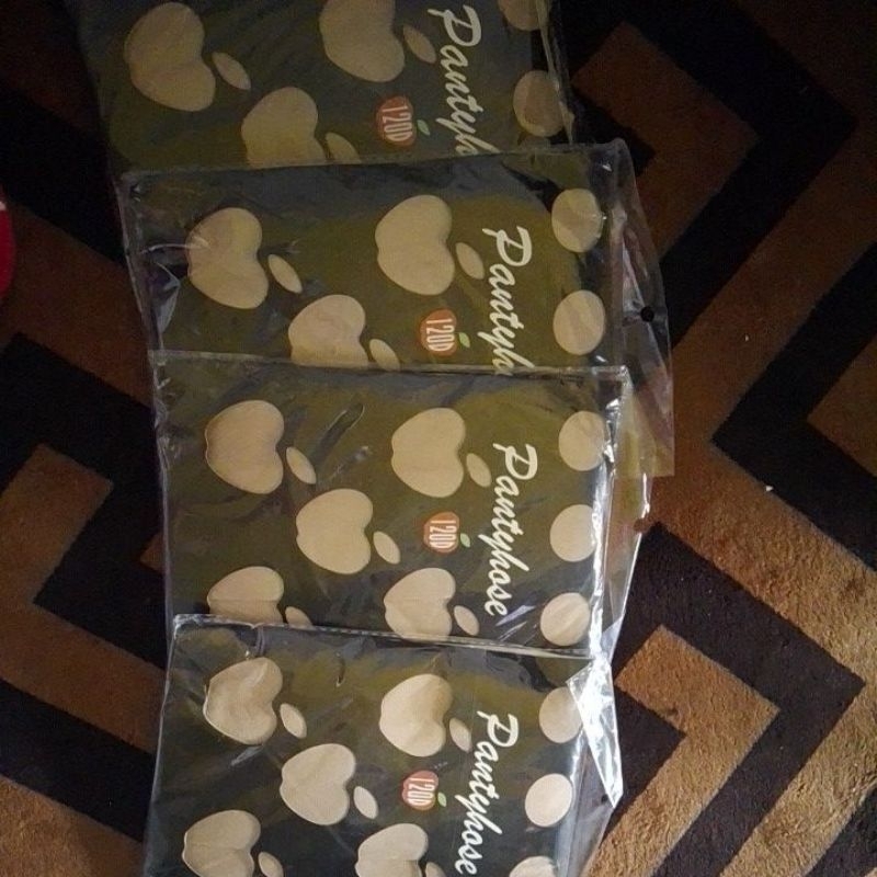 Stocking Apple's Pantyhose Cream